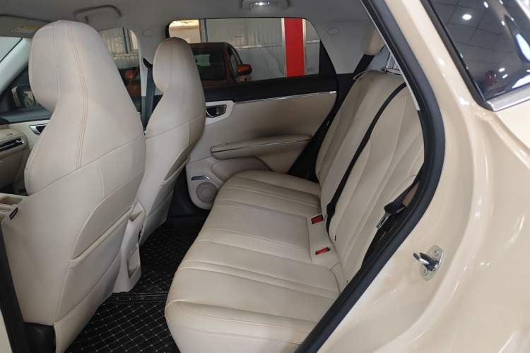 Used Wuling Bingo S 2025 Model 430km Flagship Edition Left Rear Seat