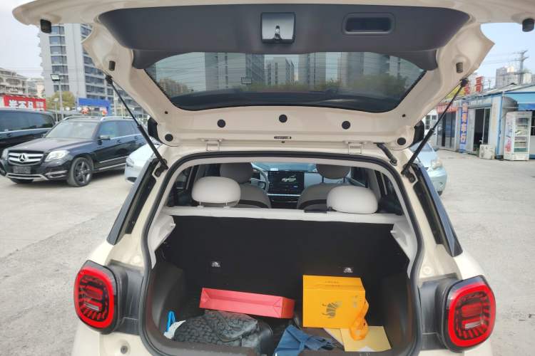 Used JAC Yiwei 3 2023 505km Pro