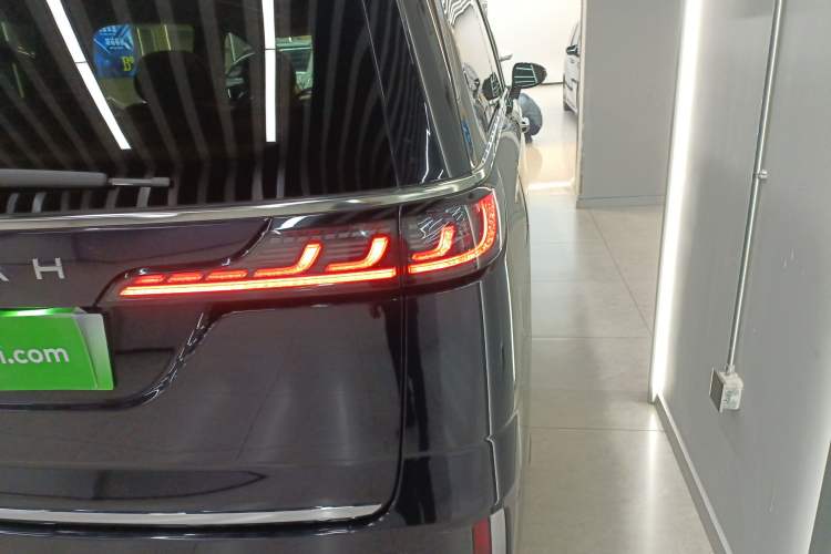 Used VOYAH Dream 2024 PHEV Ultra-Long Range Flagship Edition