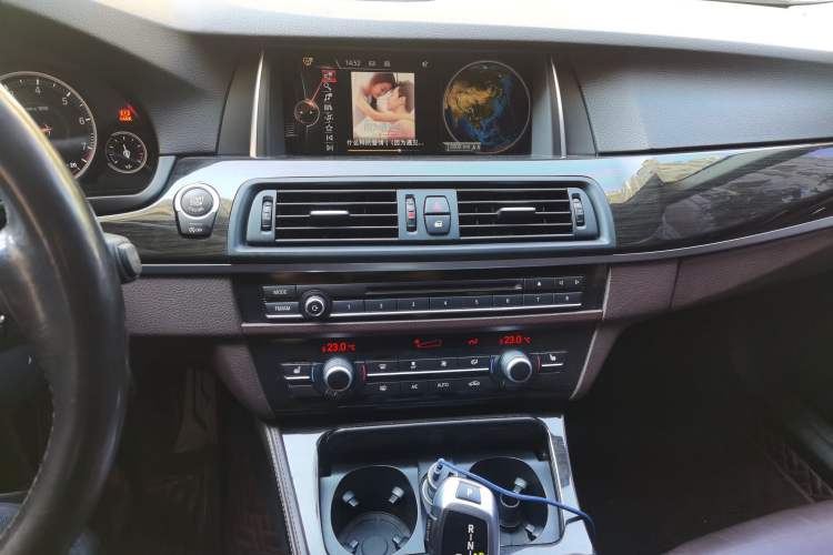 Used BMW 5 Series 2017 525Li Luxury Design Package
