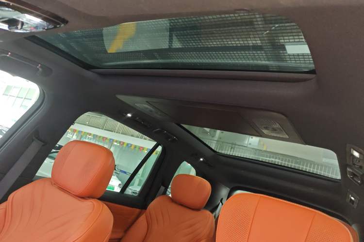 Used Geely Galaxy M9 2025 Model 210km Four-Wheel-Drive Leading Edition Headliner