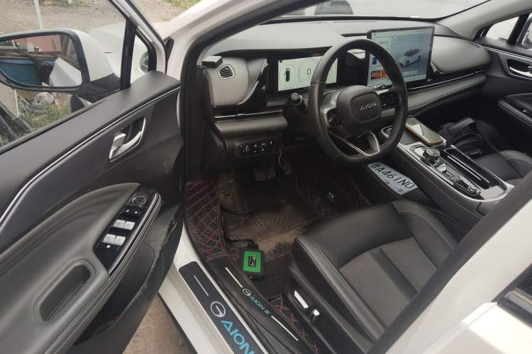 Used AION S Plus 2023 70 Enjoyment Edition Ternary Lithium