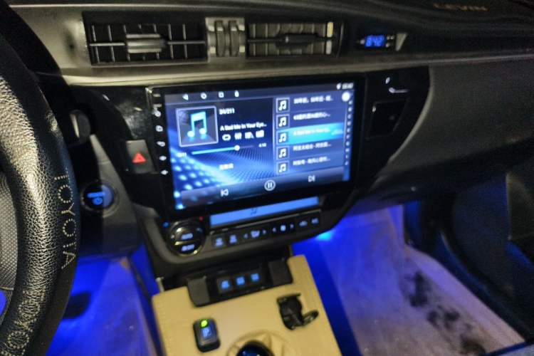 Used Toyota Levin 2016 Dual-Engine 1.8H GS E-CVT Elite Model with Sunroof Audio And AC Panel