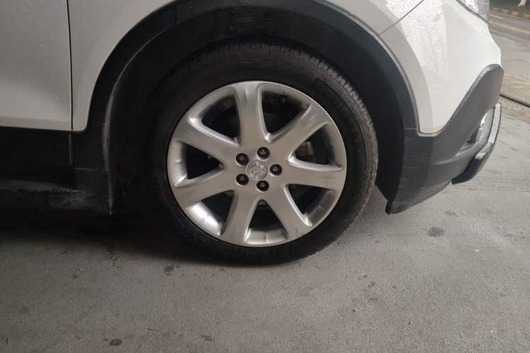 Used Buick Encore 2015 1.4T Automatic Two-Wheel Drive Urban Elite Version