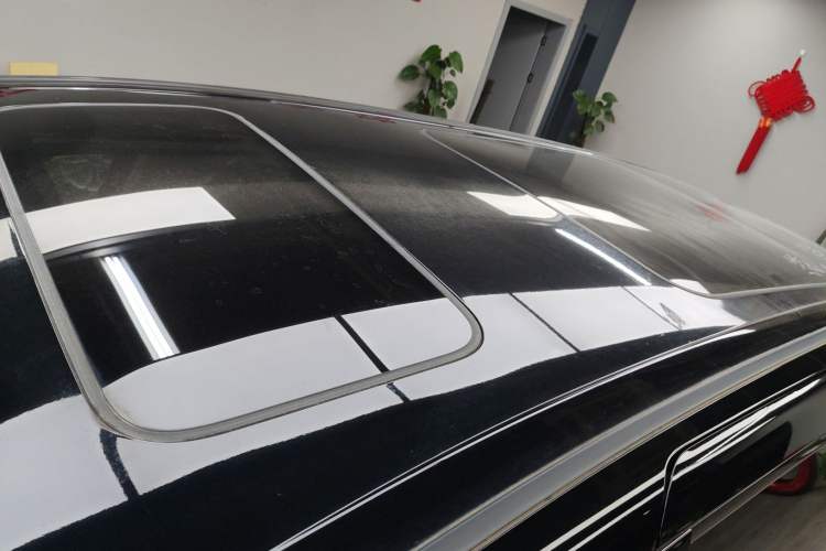 Used Honda Elysion 2024 2.0L eHEV Ultimate Edition Roof