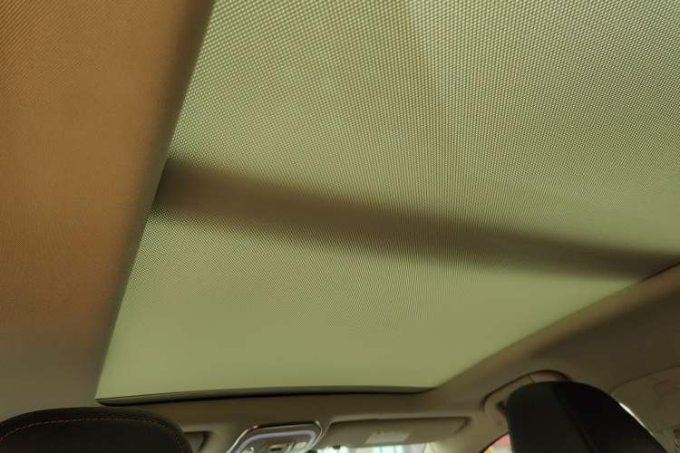 Used BYD Tang New Energy 2018 DM 2.0T All-Wheel Drive Smart Connectivity Luxury Model 7 Seats China V Emission Standard Headliner