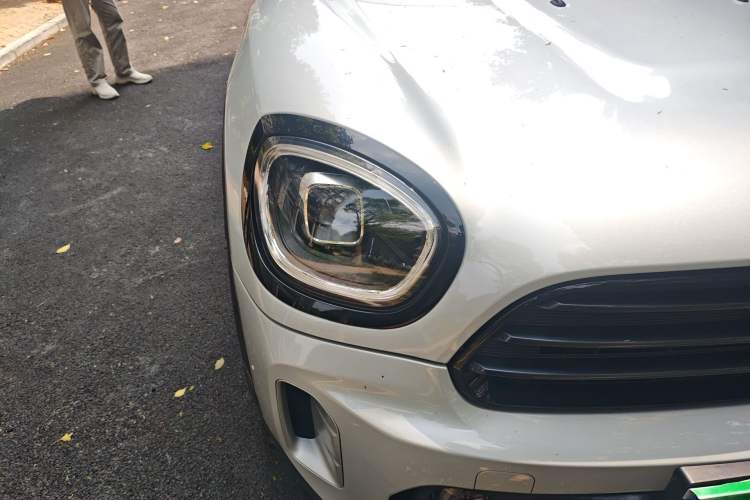 Used MINI Countryman 2022 Updated 1.5T COOPER ALL4 Right Front Headlight