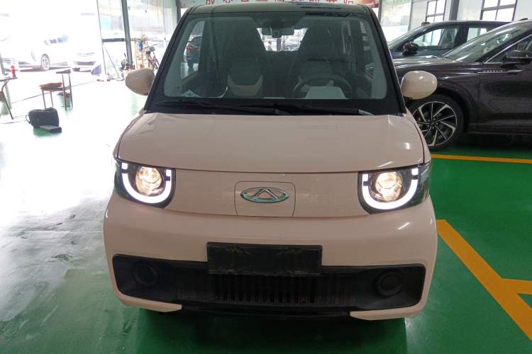 Used Chery QQ Ice Cream 2022 120km Conical Shape Lithium Iron Phosphate
