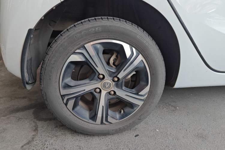 Used CHANGAN Benni E-Star 2022 Qingxin Edition Colorful Model Lithium-NMC
