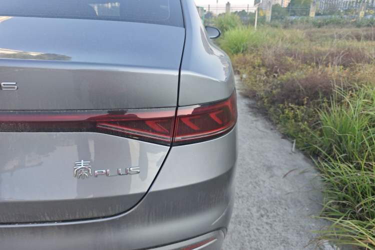 Used BYD Qin PLUS 2024 Honor Edition EV 420KM Leading Model