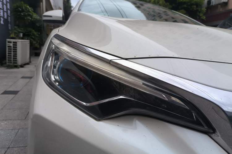 Used Venucia D60 2018 1.6L CVT Smart Connect Elite Edition