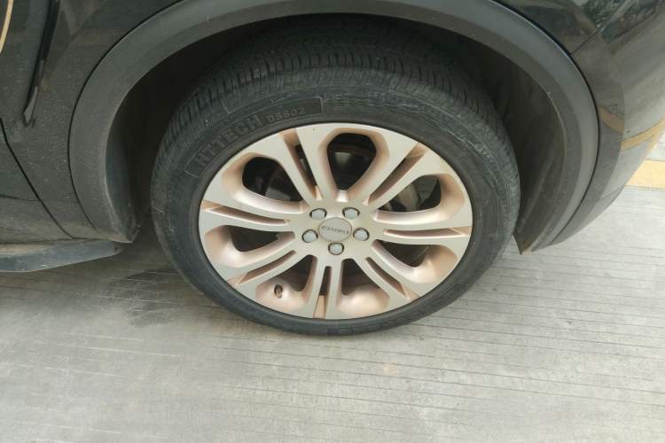 Used Lynk & Co 01 2017 2.0T Two-Wheel Drive Pro Edition Right Front Wheel Hub