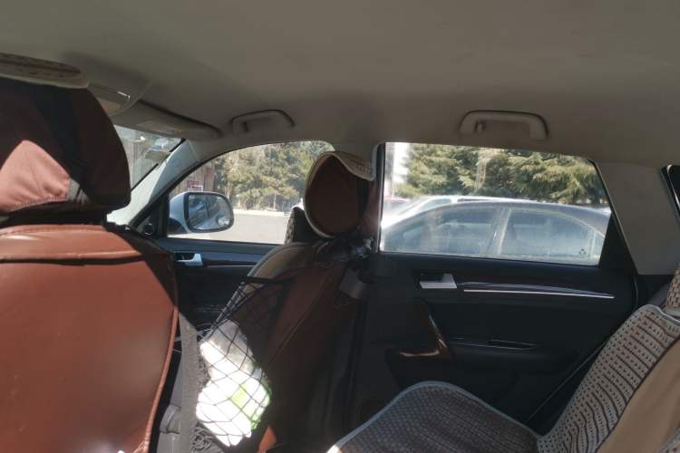 Used Zotye T600 2015 1.5T Manual Elite Model
