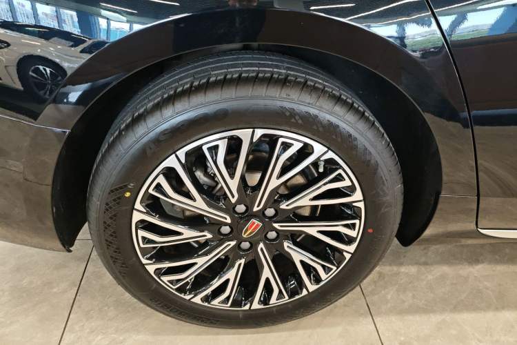 Used Hongqi H5 2024 2.0T Automatic Smart Connect Flagship Edition
