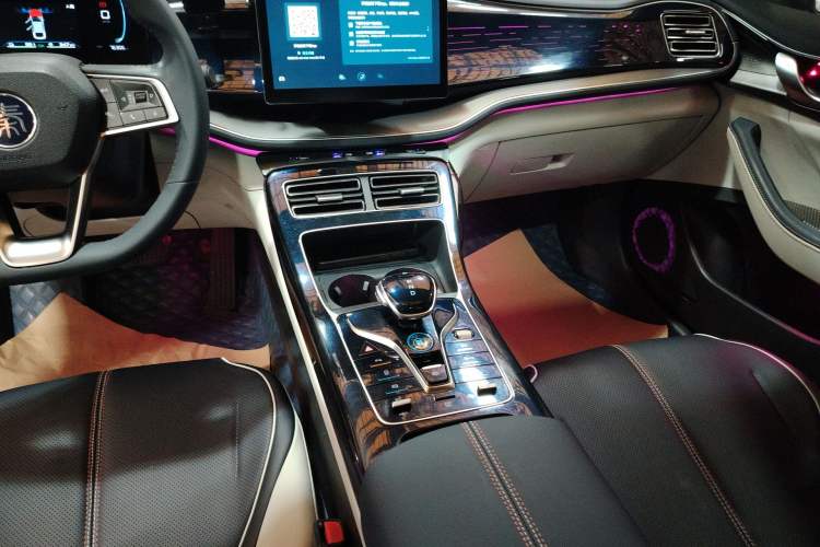 Used BYD Qin PLUS 2023 Champion Edition DM-i 55KM Superior Model
