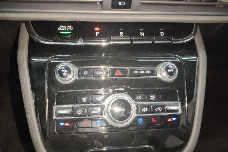 Used Lincoln Corsair 2022 2.0T Two-Wheel Drive Deluxe Edition