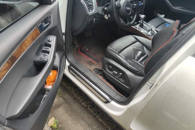 Used Audi Q5 2015 40 TFSI Comfort Model