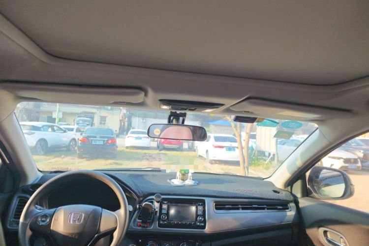 Used Honda Vezel 2017 1.8L CVT Front-Wheel Drive Pioneer Edition
