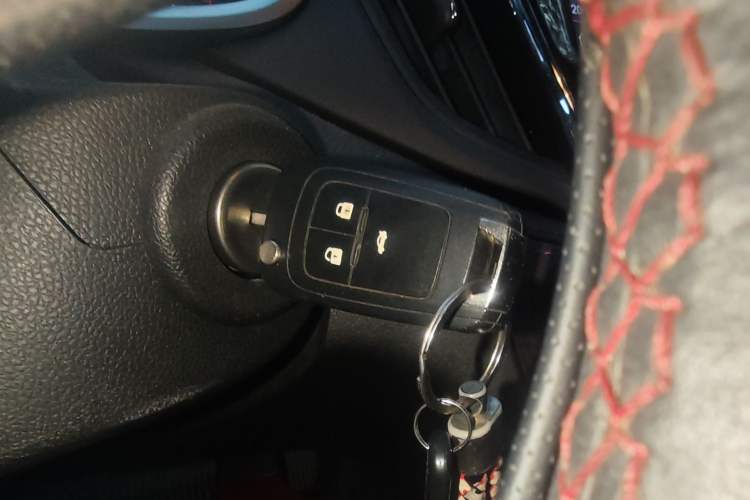 Used Chevrolet Monza 2020 Light Hybrid RS 330T Automatic Comfort Edition