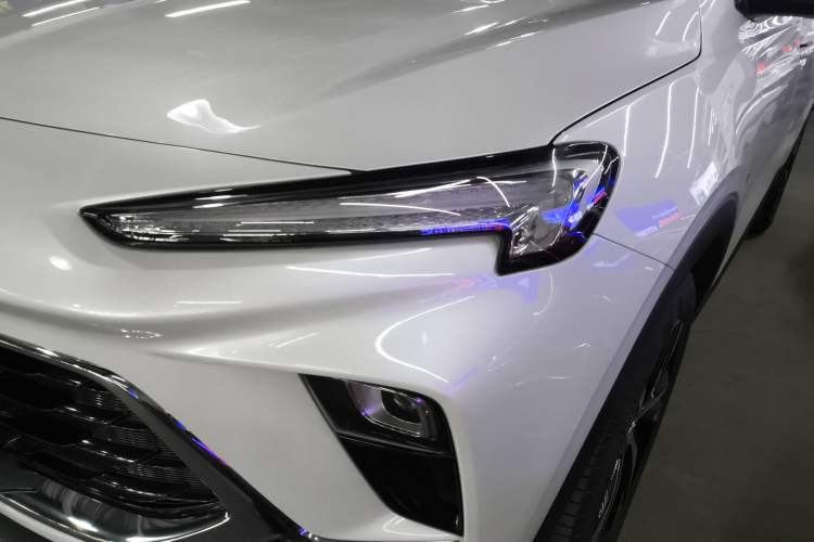 Used Buick Encore PLUS 2023 Smart Fun Edition
