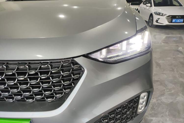 Used Wey VV6 2020 2.0T Two-Wheel Drive Smart Protection+