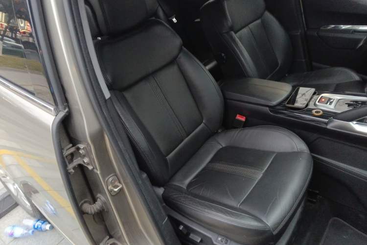 Used Peugeot 3008 2015 2.0L Automatic Trend Edition