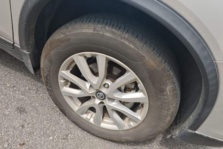 Used Nissan X-Trail 2019 2.0L CVT Smart Connect Comfort Edition 2WD
