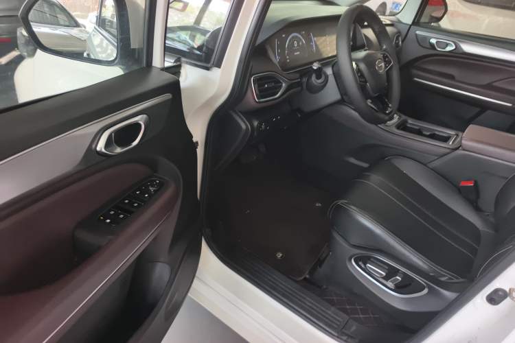 Used GAC Trumpchi M6 2021 PRO 270T DCT Luxury Edition Driver Seat