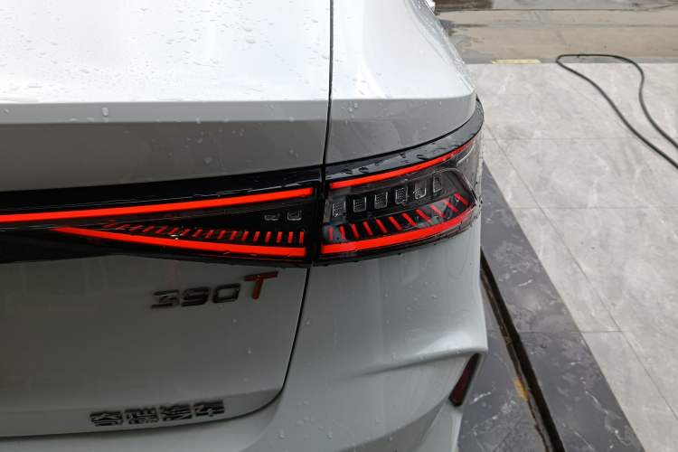 Used Chery Arrizo 8 2024 High-Performance Edition 2.0T DCT Powerfully Tuned