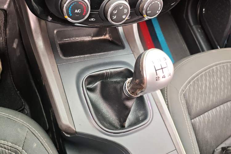 Used Haima S5 2015 1.6L Manual Comfort Model Gear Lever