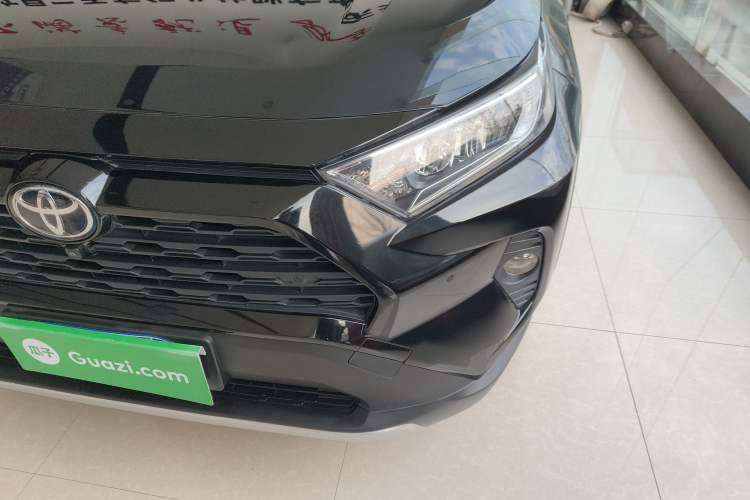 Used Toyota RAV4 2022 2.0L CVT Two-Wheel Drive Fashion Plus Edition