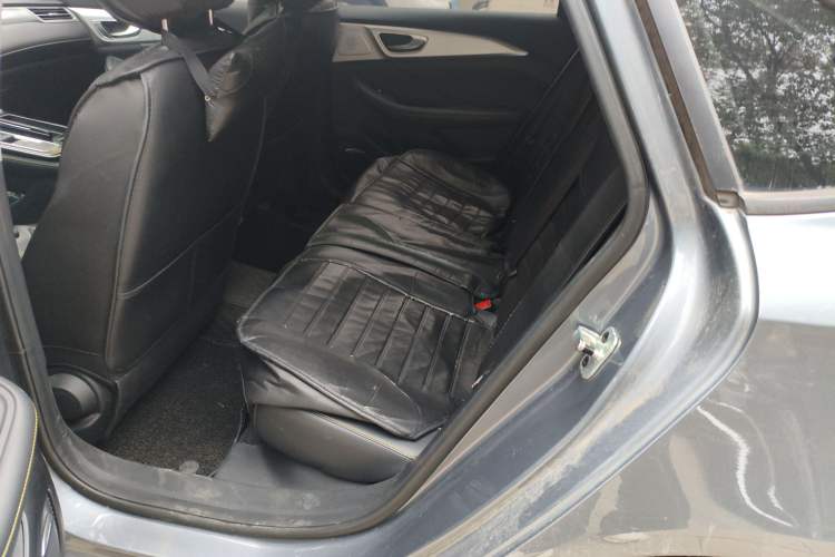 Used Roewe i6 MAX 2020 300TGI Automatic Sporty Cool Edition Left Rear Seat