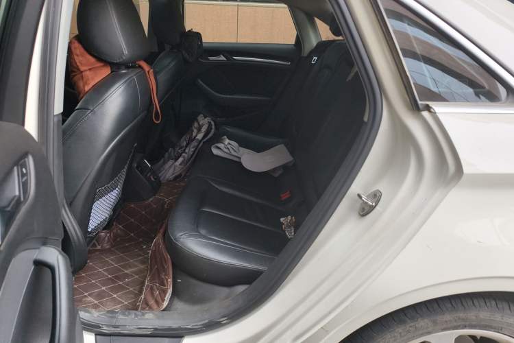 Used Audi A3 2014 Limousine 35 TFSI Automatic Comfort Model