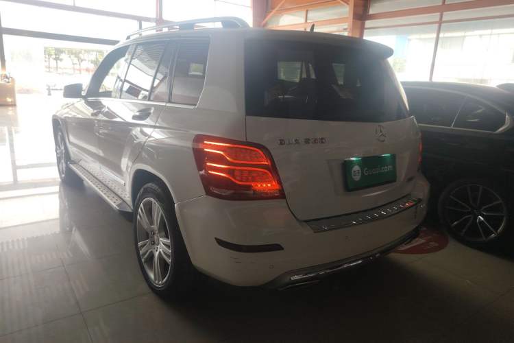 Used Mercedes-Benz GLK-Class 2015 GLK 260 4MATIC Dynamic Edition Ultimate Version
