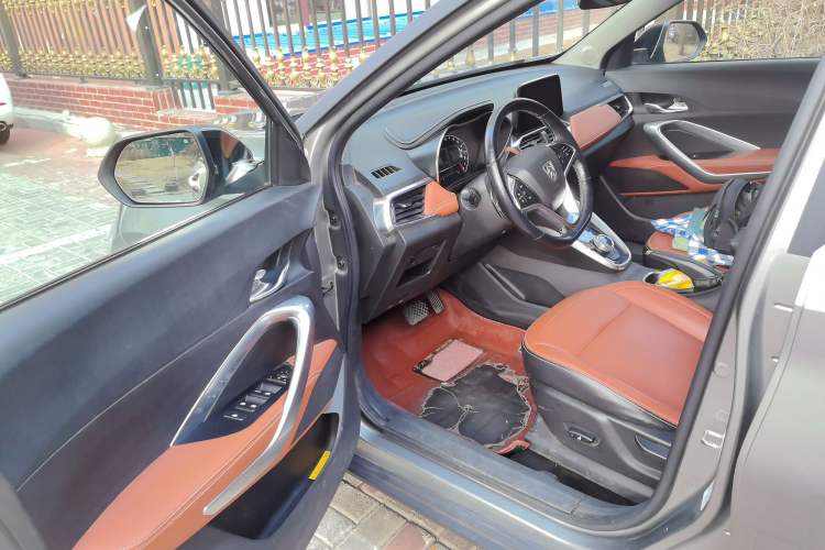 Used Baojun 510 2017 1.5L Automatic Luxury Model