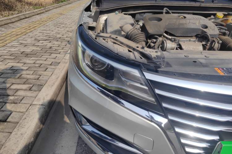 Used Roewe i6 New Energy 2017 45T Hybrid Connect & Smart Enjoyment Edition Right Front Headlight