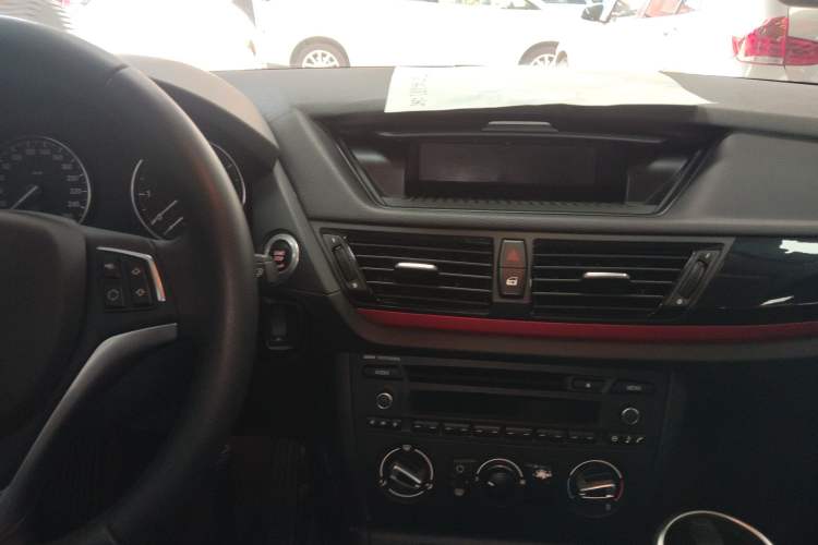 Used BMW X1 2015 sDrive18i Fashion Upgrade Edition