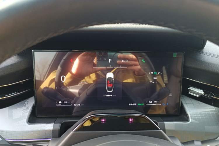 Used Lynk & Co 09 EM-P 2023 2.0TD EM-P Long-Range Version PM 7-Seater