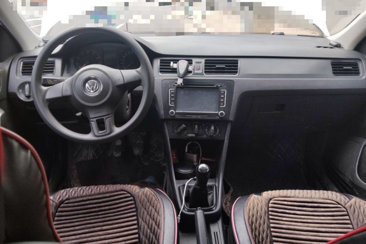 Used Volkswagen Santana 2015 1.6L Manual Fashion Edition