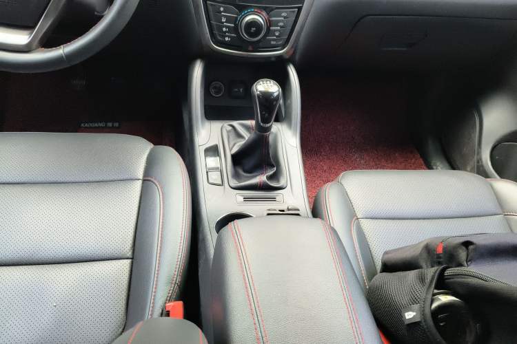 Used Changan CS75 2016 2.0L Manual Luxury Version China V Standard