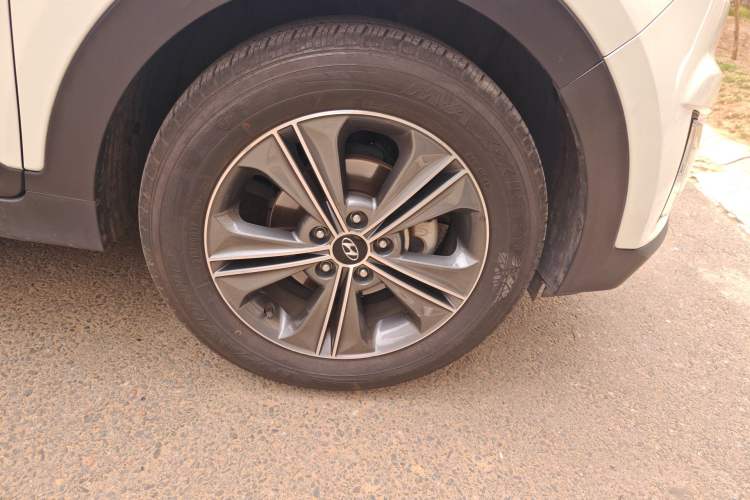 Used Hyundai ix25 2015 1.6L Automatic Two-Wheel Drive Smart GLS Trim
