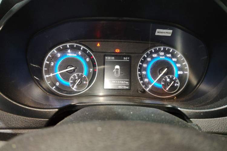 Used Dongfeng Fengon S560 2018 1.8L CVT Elite Model 7 Seats
