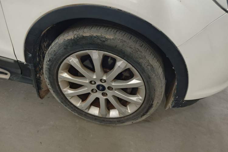 Used Ford Kuga 2013 2.0L GTDi Four-Wheel-Drive Elite Model
