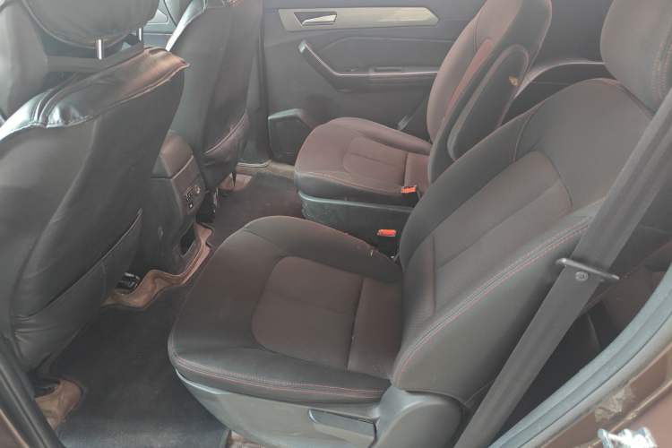 Used BAIC Weiwang M50F 2017 1.5L Standard Model