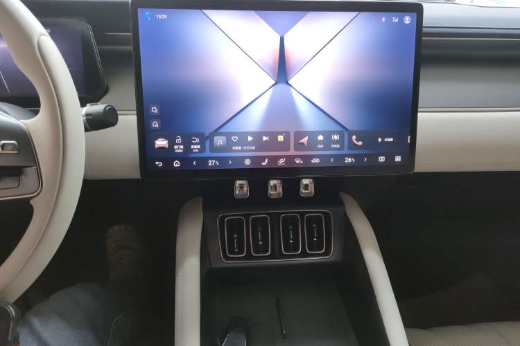 Used BYD Song L EV 2024 550 km Excellence Version
