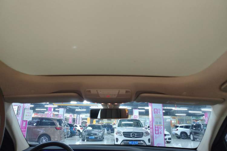 Used Mercedes-Benz E-Class 2019 Restyled E 300 L Sporty and Stylish Edition
