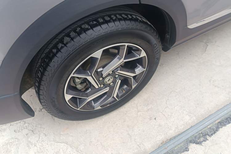 Used Dongfeng Aeolus AX7 2020 1.6T Automatic AI Navigation Model China VI Standard
