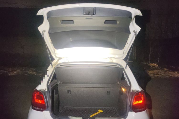 Used Volkswagen Polo 2016 1.4L Manual Fashion Model
