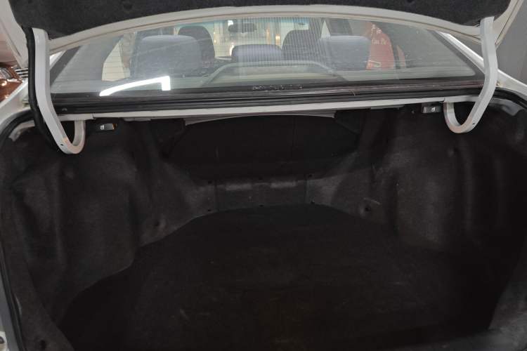 Used Honda Crider 2015 1.8L automatic luxury edition
