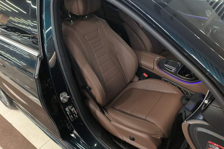 Used Mercedes-Benz E-Class 2023 Restyled E 300 L Sporty and Stylish Edition Right Front Seat